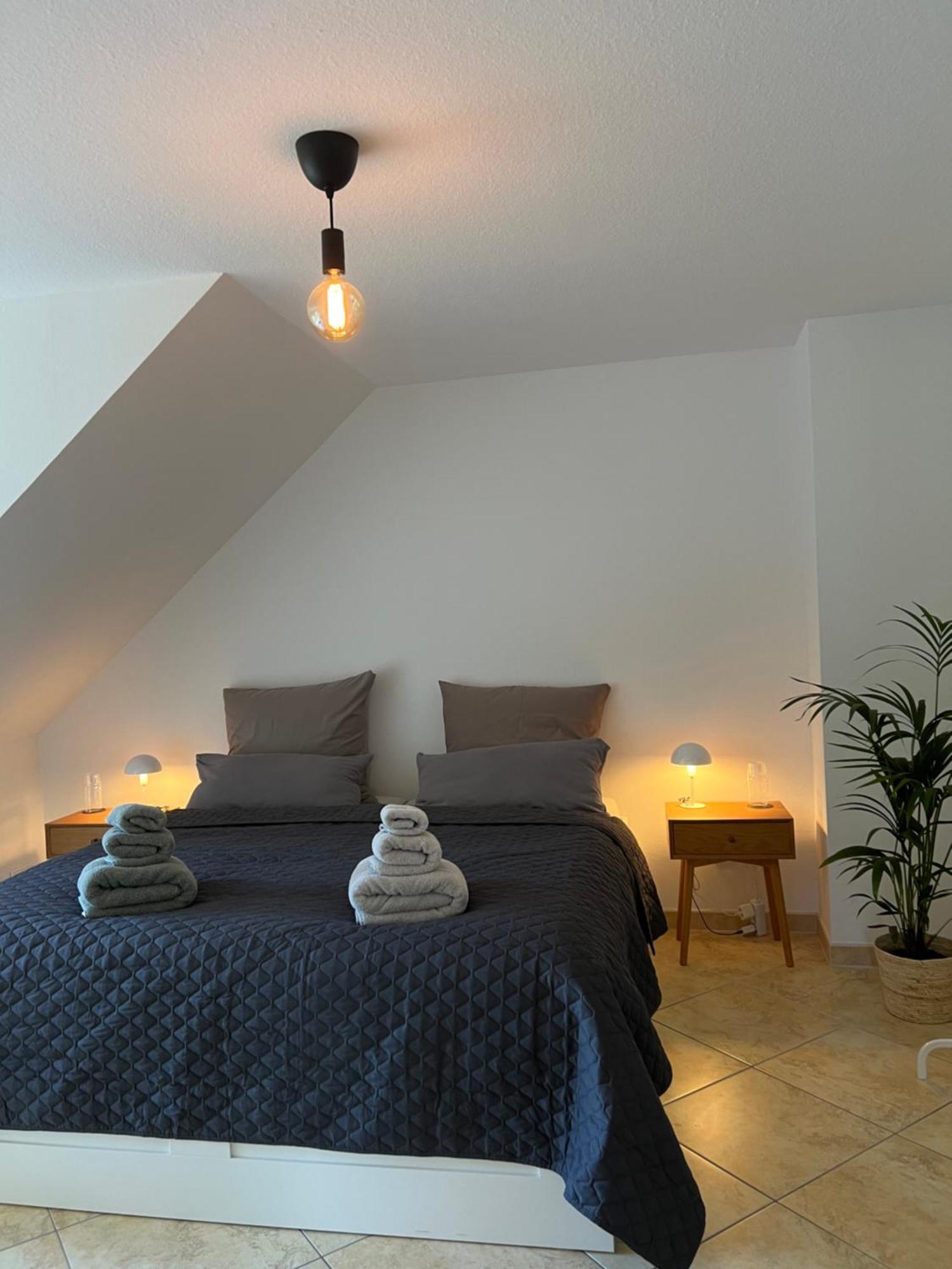 Lichtdurchflutetes Appartement Im Zentralen Ruhrgebiet บอททรอพ ภายนอก รูปภาพ